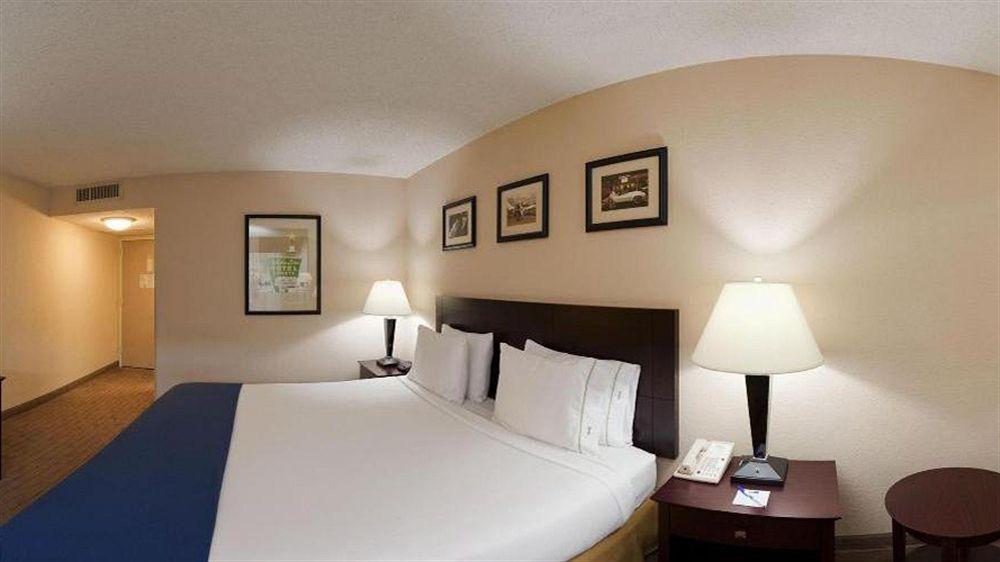 Holiday Inn Express Little Rock-Airport By Ihg Exterior foto