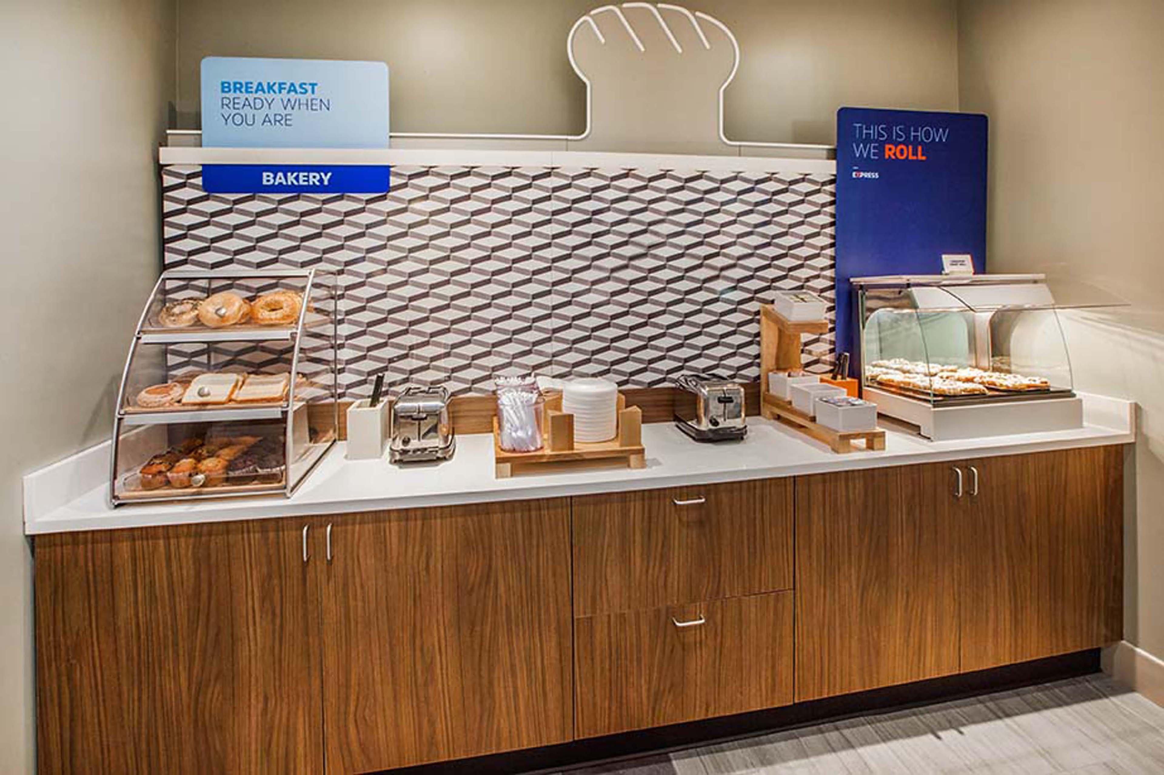 Holiday Inn Express Little Rock-Airport By Ihg Exterior foto