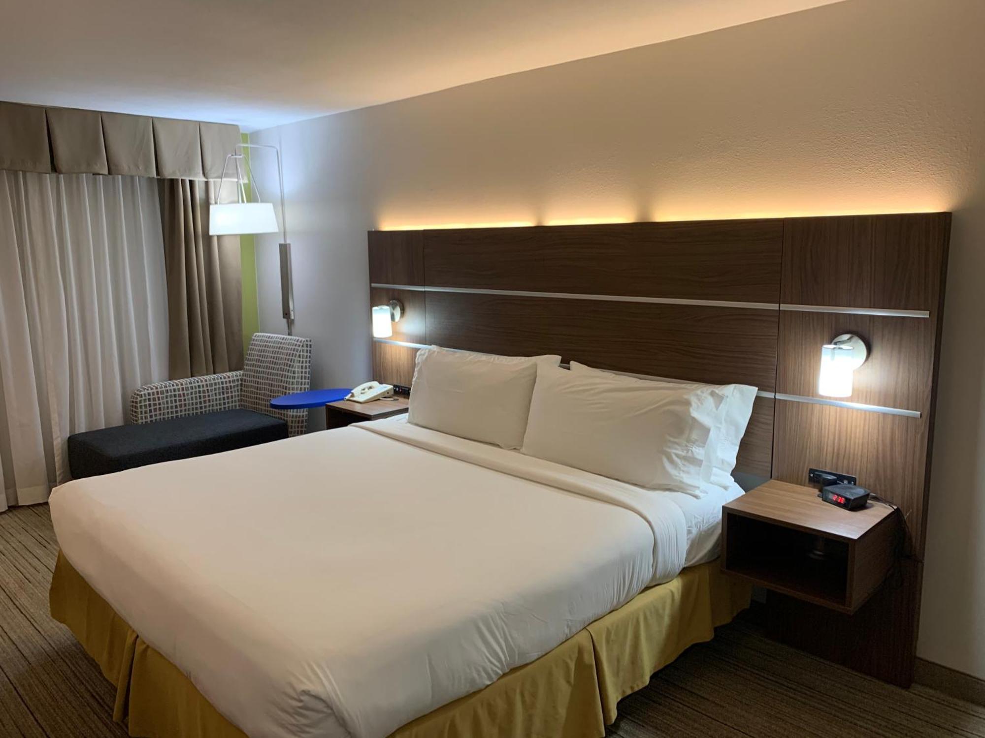 Holiday Inn Express Little Rock-Airport By Ihg Exterior foto