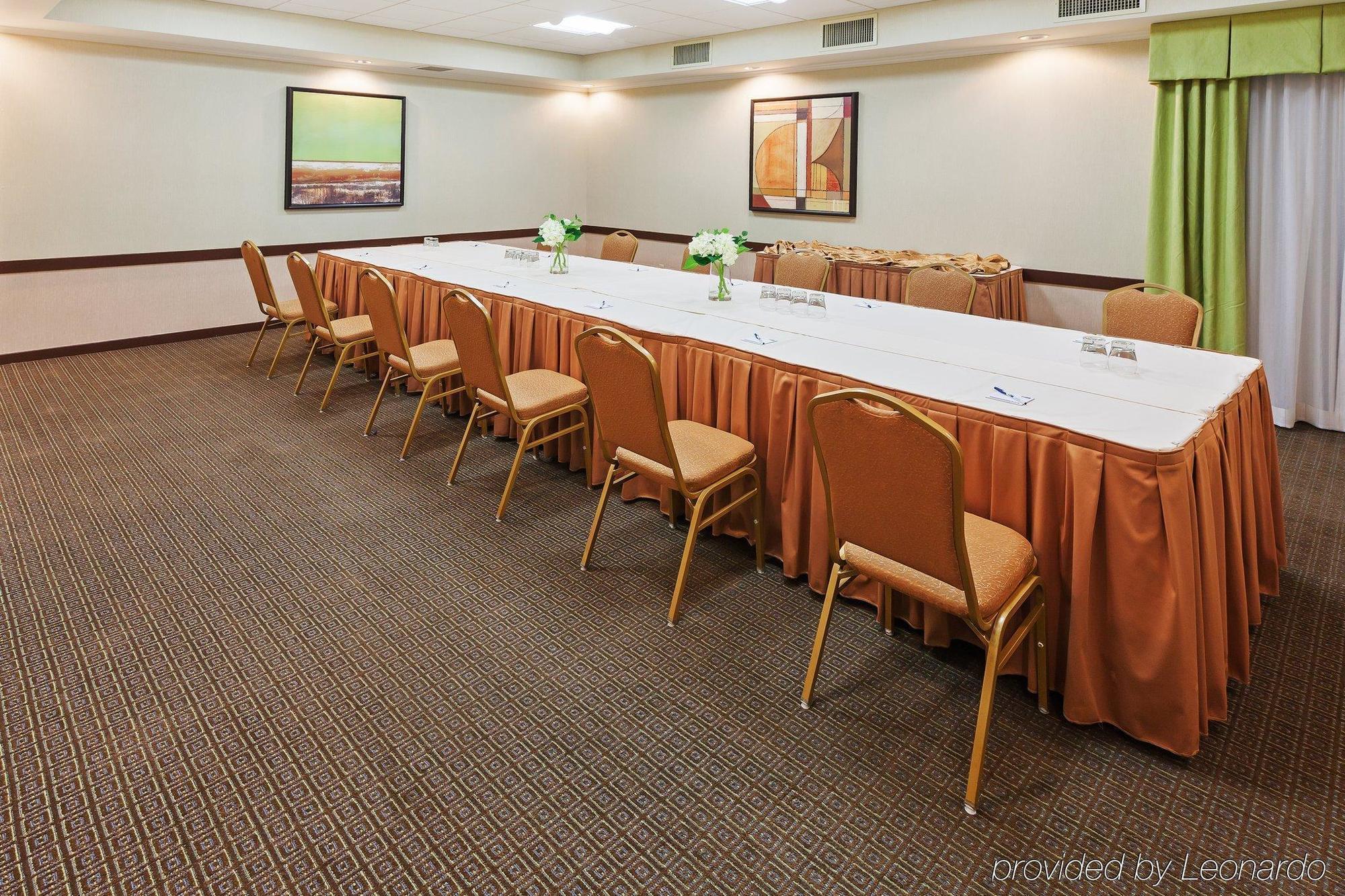 Holiday Inn Express Little Rock-Airport By Ihg Exterior foto